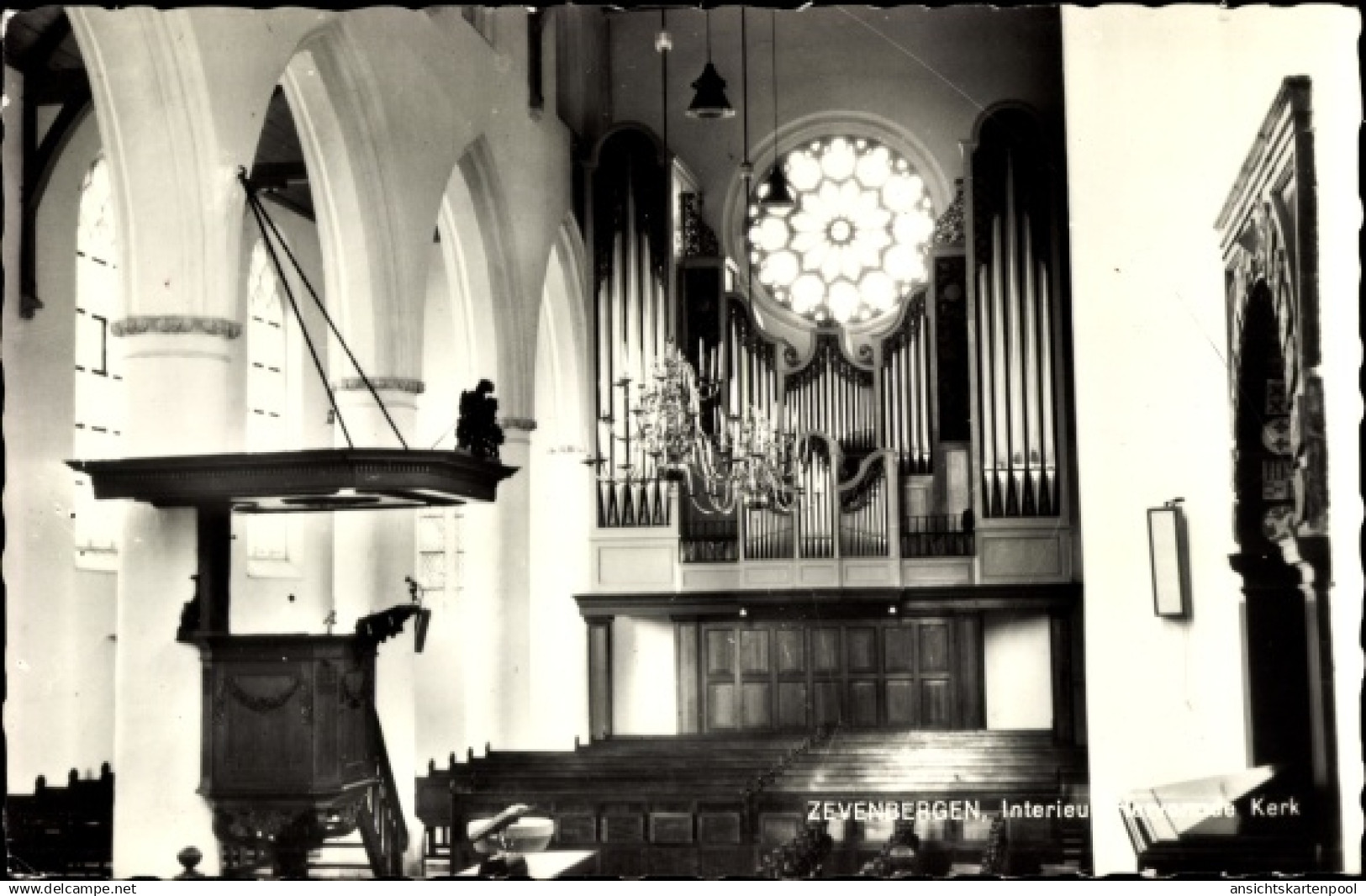 CPA Zevenbergen Nordbrabant, R. K. Kerk, Interieur