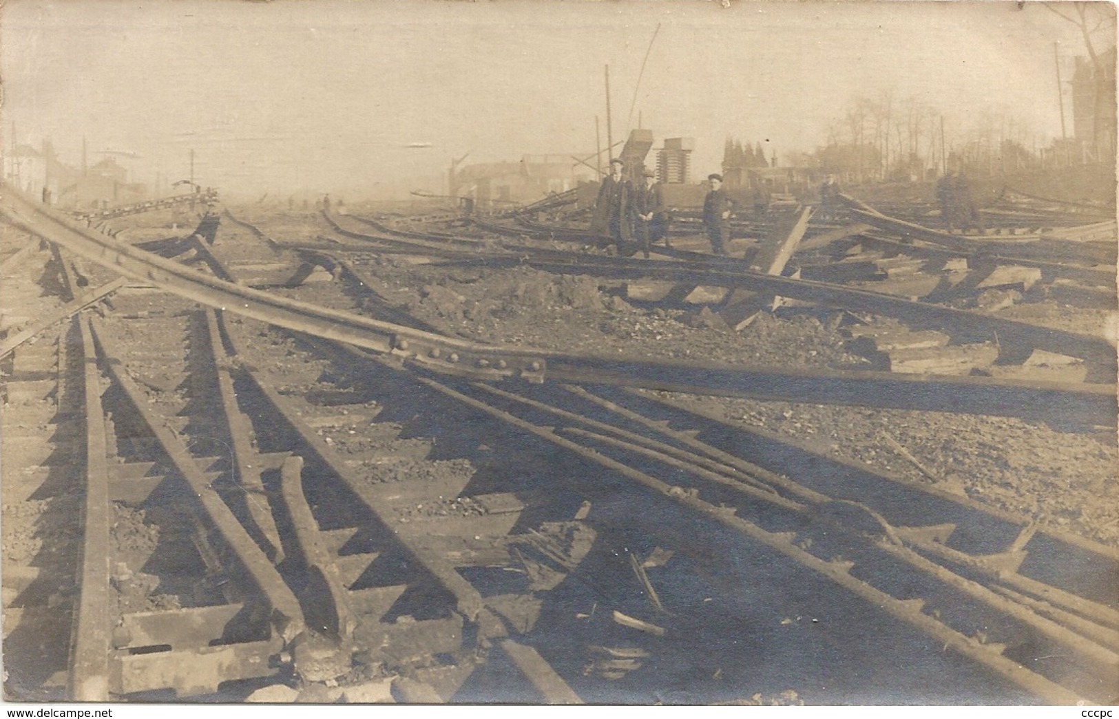 CPA Zottegem carte photo avec commentaire en Novembre 1918 voies ferrées détruites
