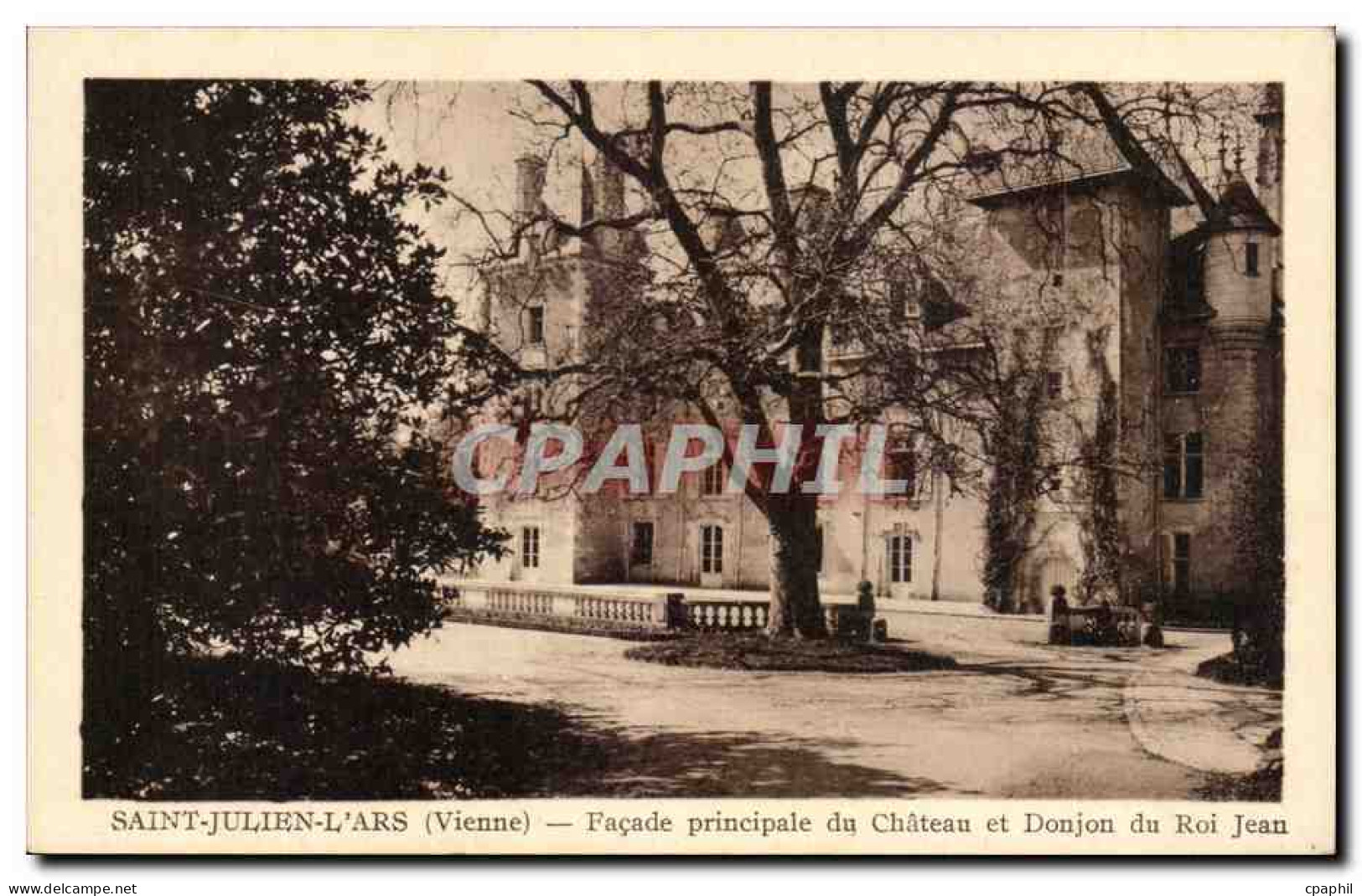 CPASaint Julien L'Ars Facade principale du Chateau et Donjon du Roi Jean