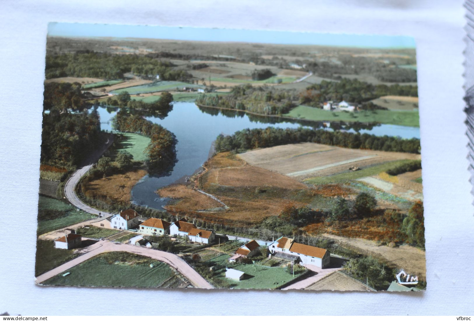 Cpm 1966, Meuzac, vue aérienne, Haute Vienne 87