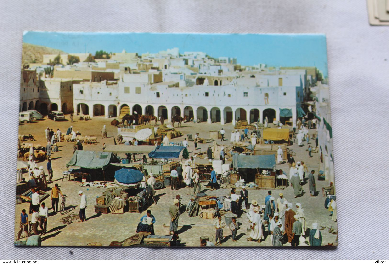 Cpm 1970, Ghardaia, le marché, Algérie
