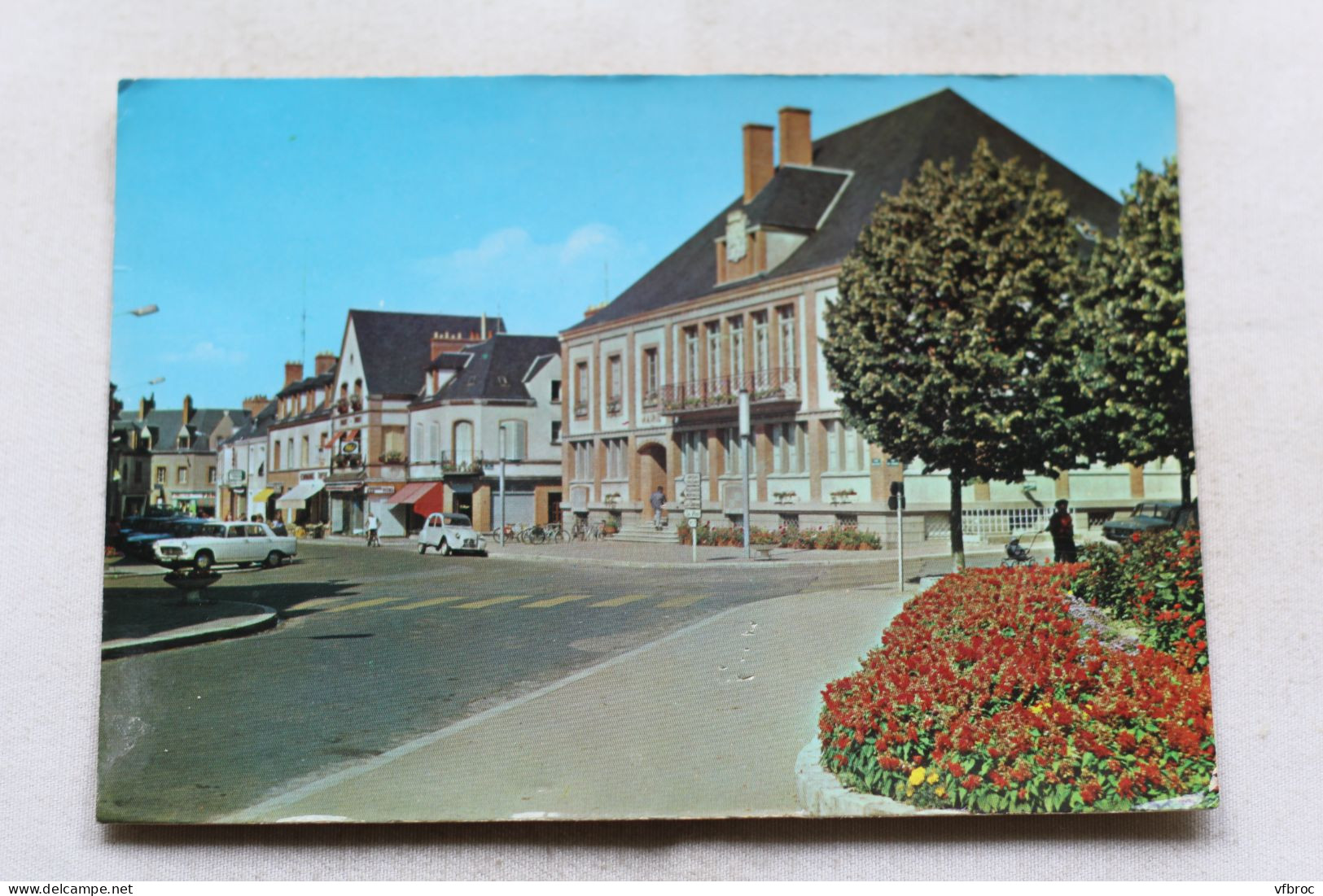 Cpm 1972, Sully sur Loire, l'hôtel de ville, Loiret 45