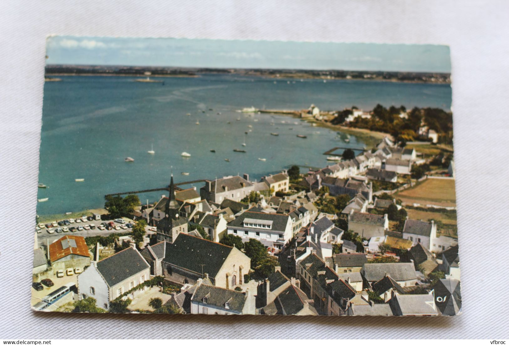 Cpm 1974, Locmariaquer, l'église et le port, Morbihan 56
