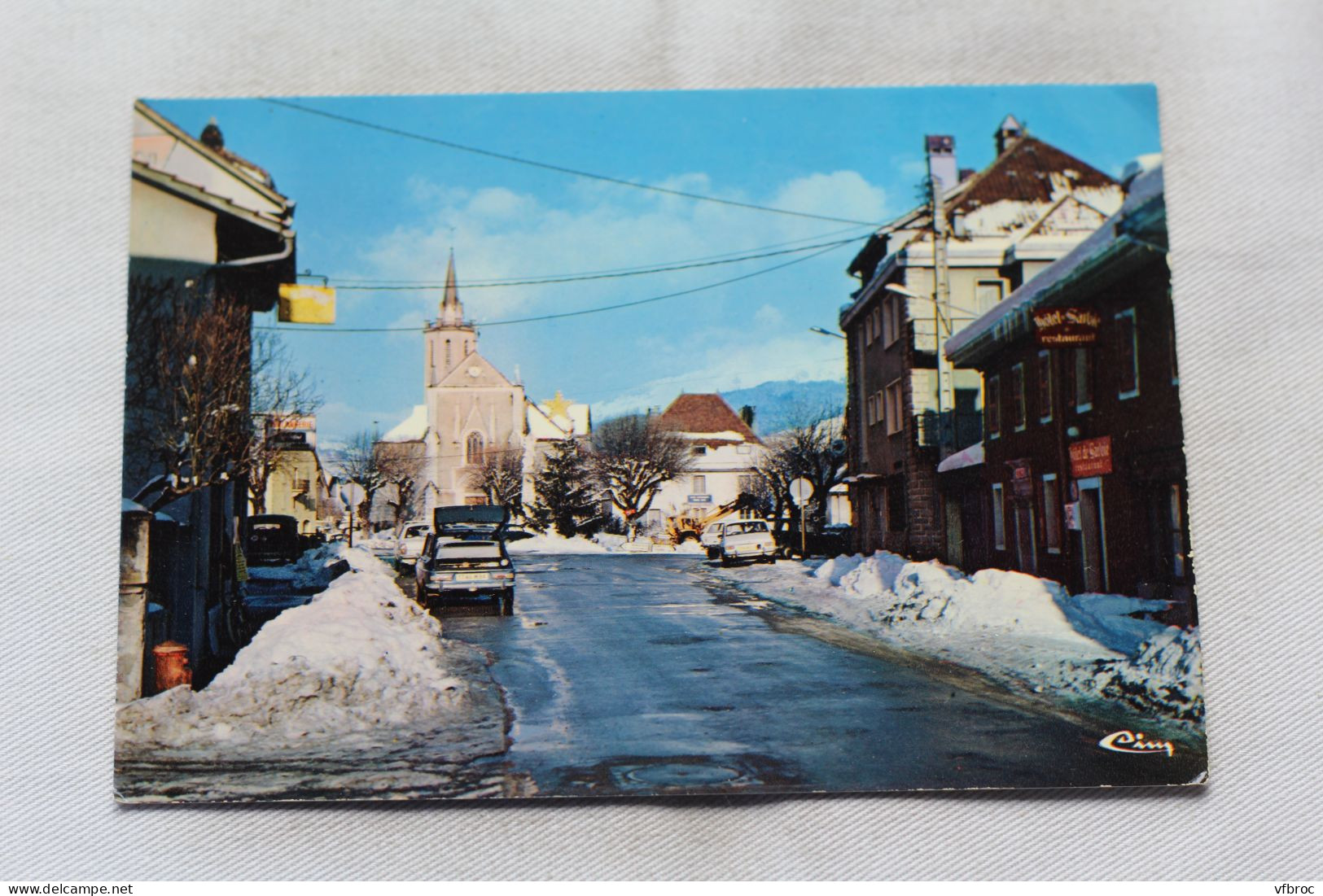 Cpm 1981, Boëge, centre du village en hiver, Haute Savoie 74