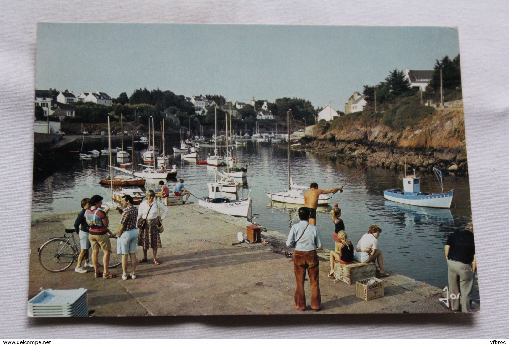 Cpm 1989, le petit port d'embarquement de Doëlan en Clohars Carnoet, Finistère 29
