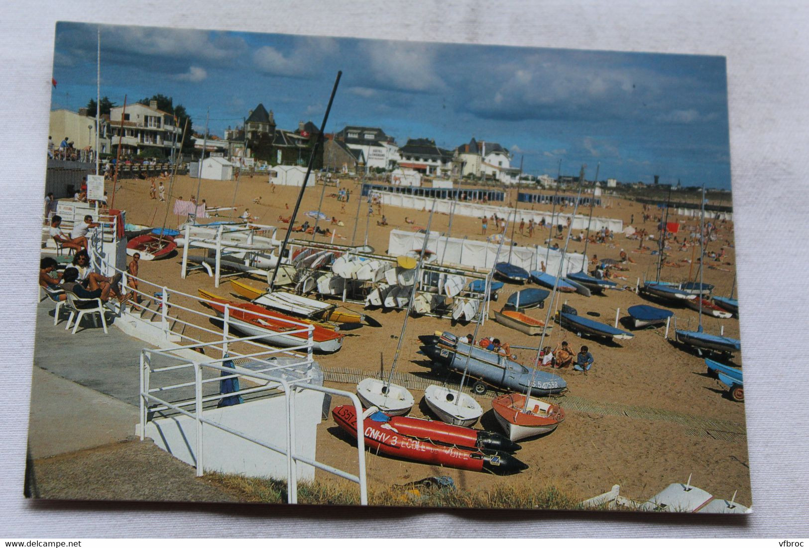 Cpm 1994, Saint Gilles Croix de Vie, la plage, Vendée 85