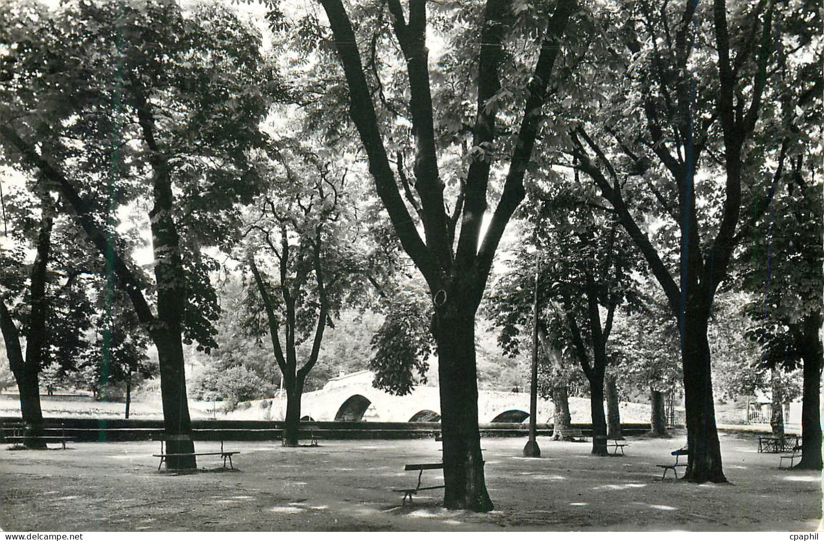 CPM 857 saint jean du gard (gard) la place d armes