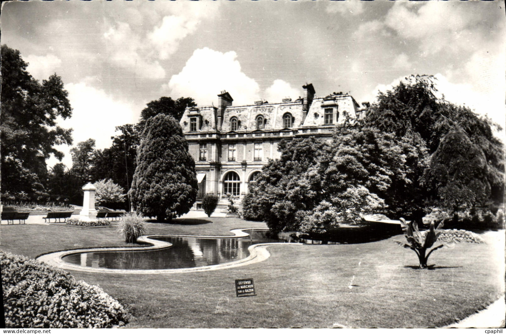 CPM Abbeville Parc D'Emoville