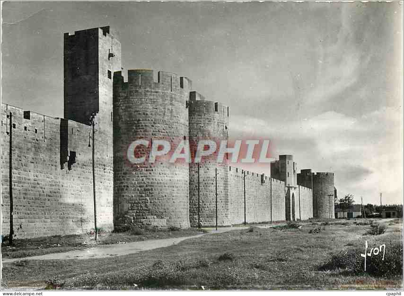 CPM Aigues Mortes Gard Les Remparts