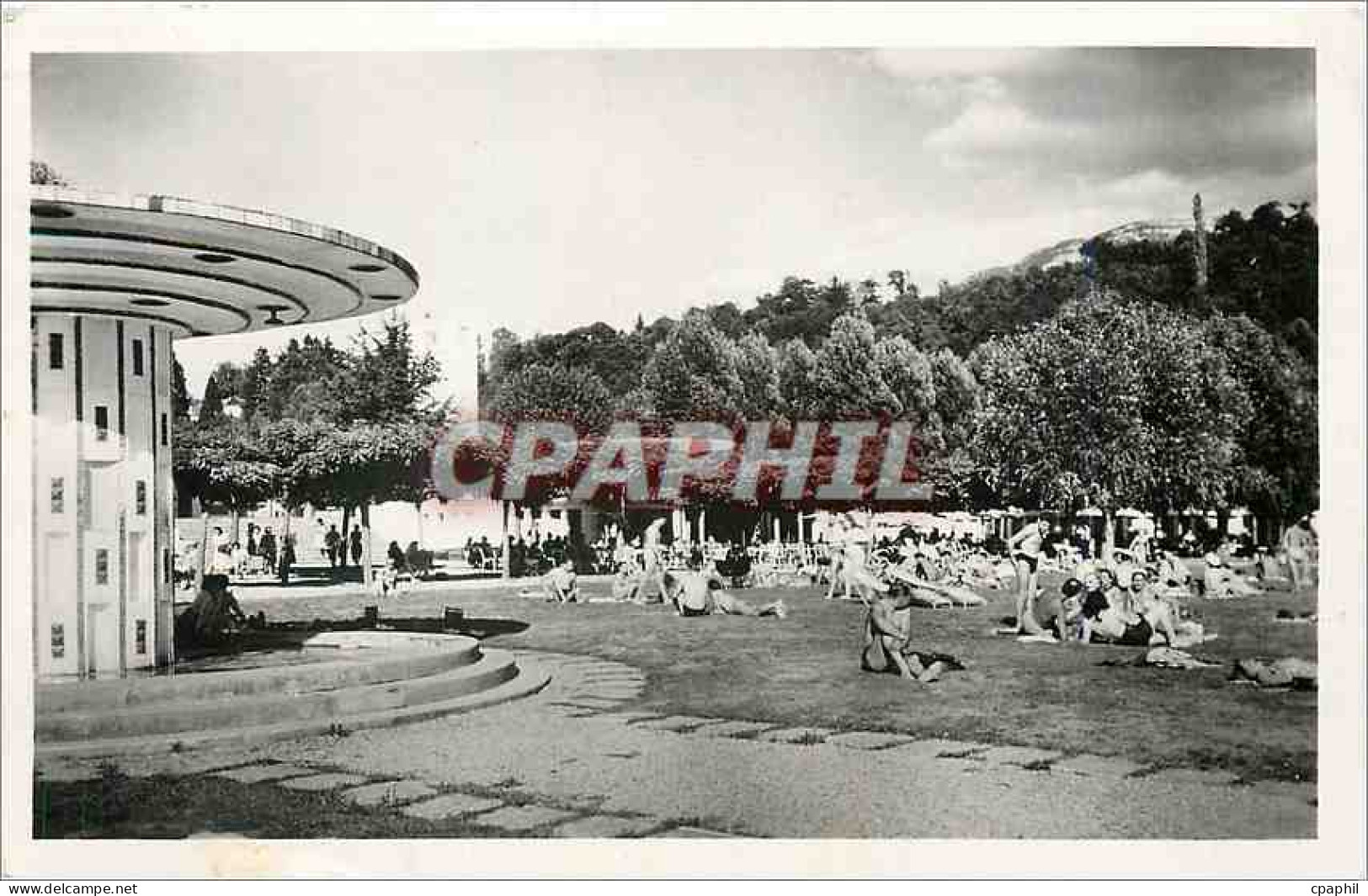 CPM Aix les Bains (Savoie) La Plage les Bains de Solei
