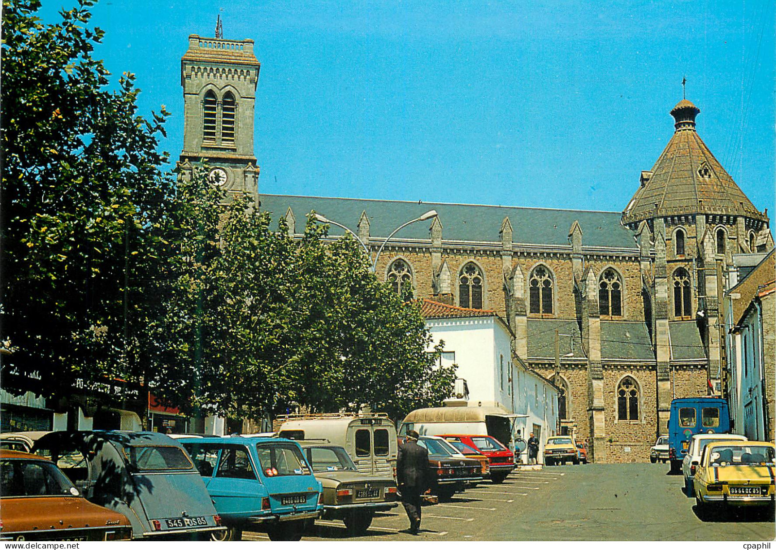 CPM Aizenay (Vendee) L'Eglise