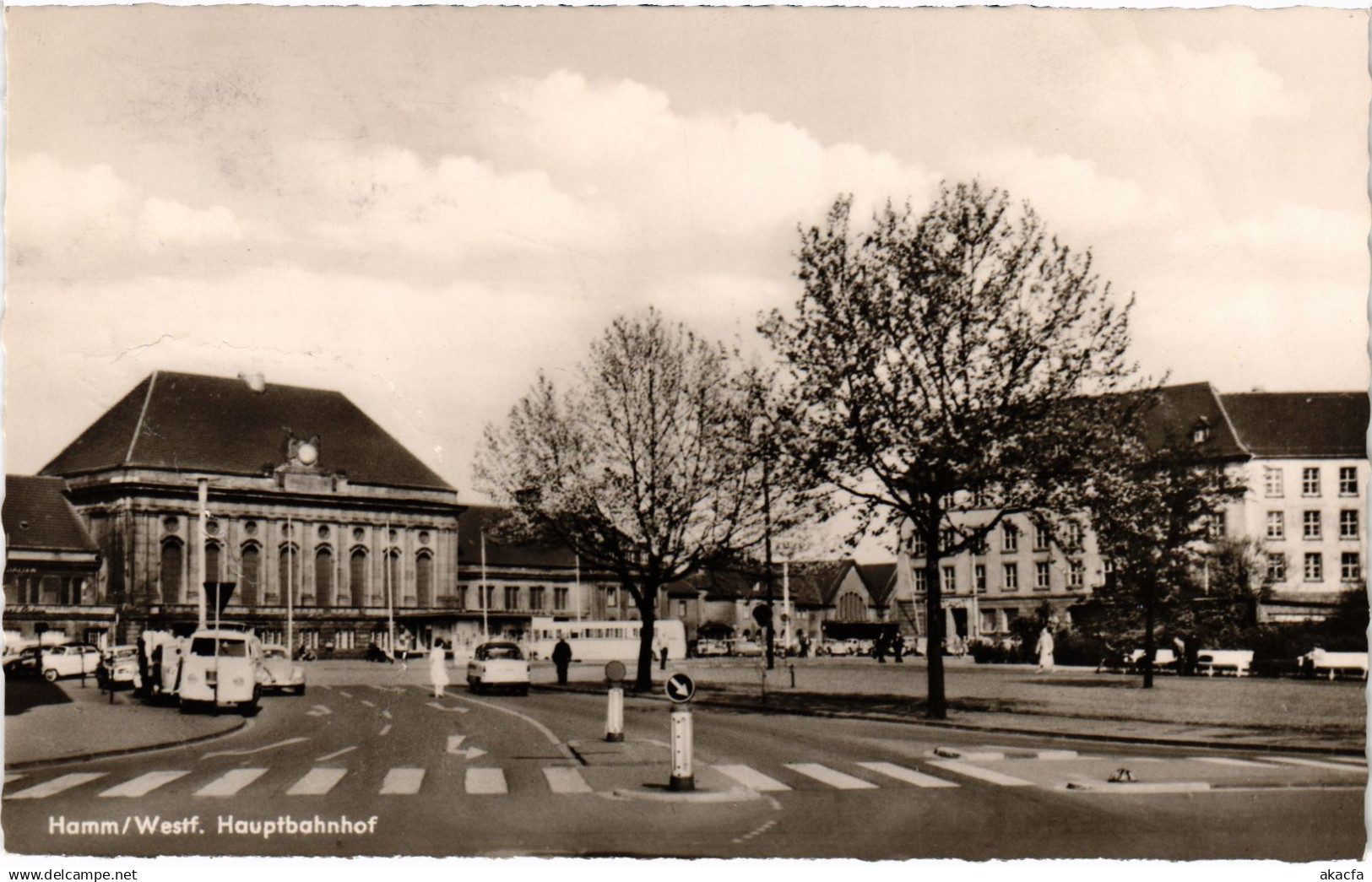 CPM AK HAMM HAUPTBAHNHOF GERMANY (1435948)