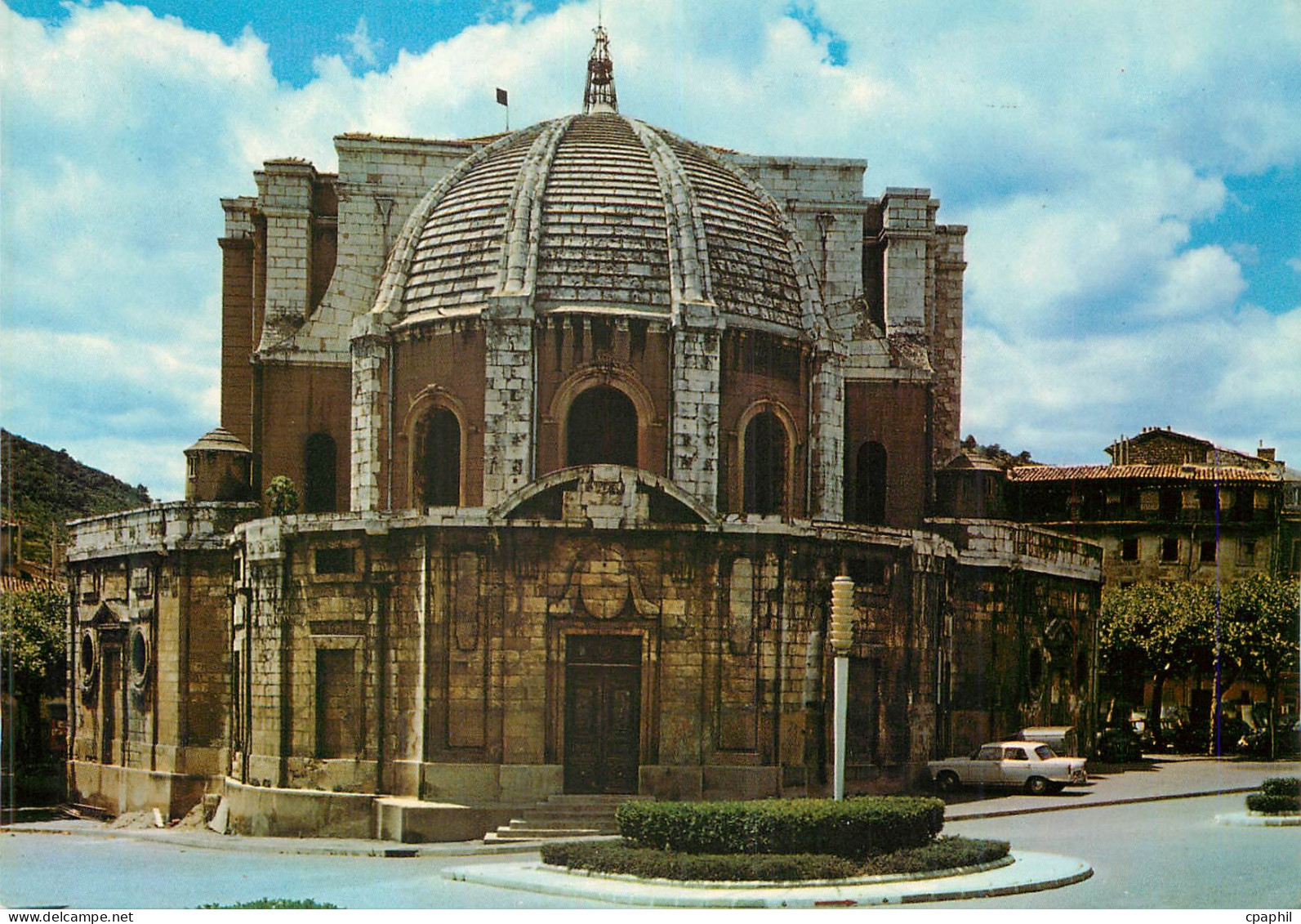 CPM Ales (Gard) La Cathedrale Saint Jean