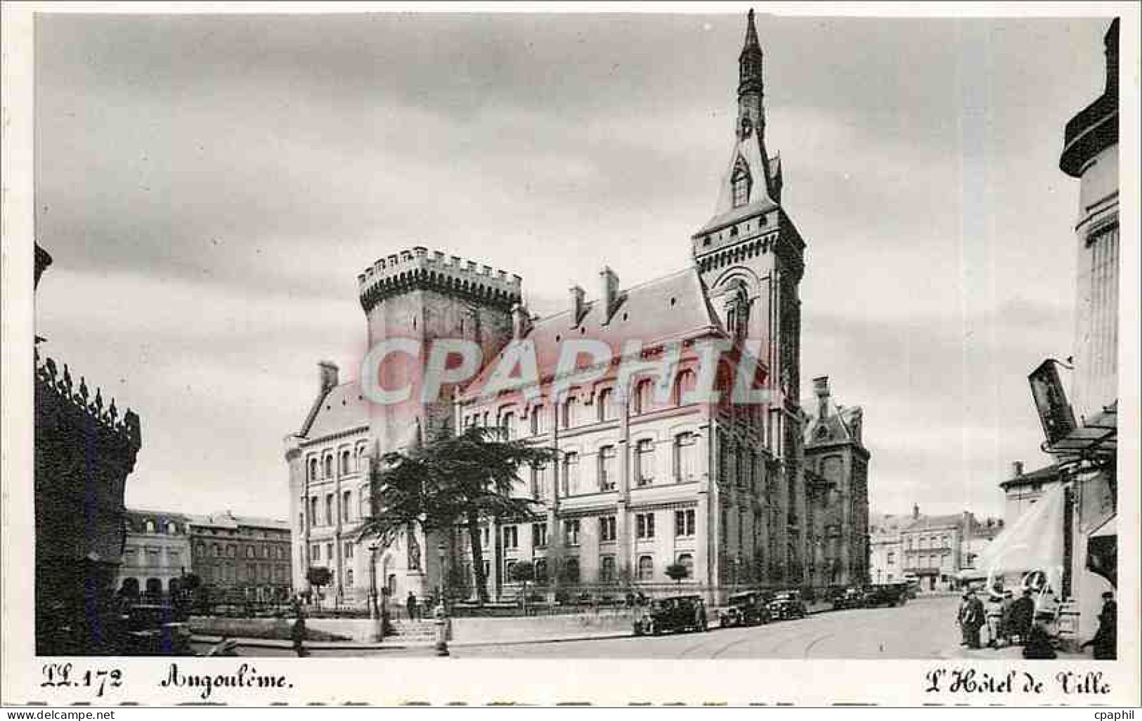 CPM ANGOULEME-Hotel de ville