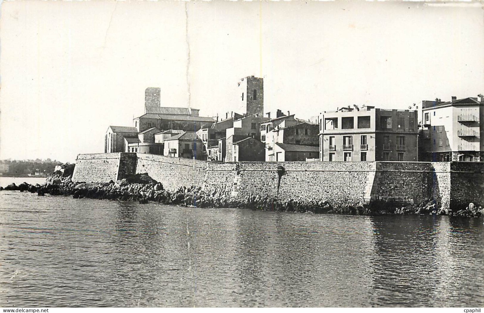 CPM Antibes les remparts