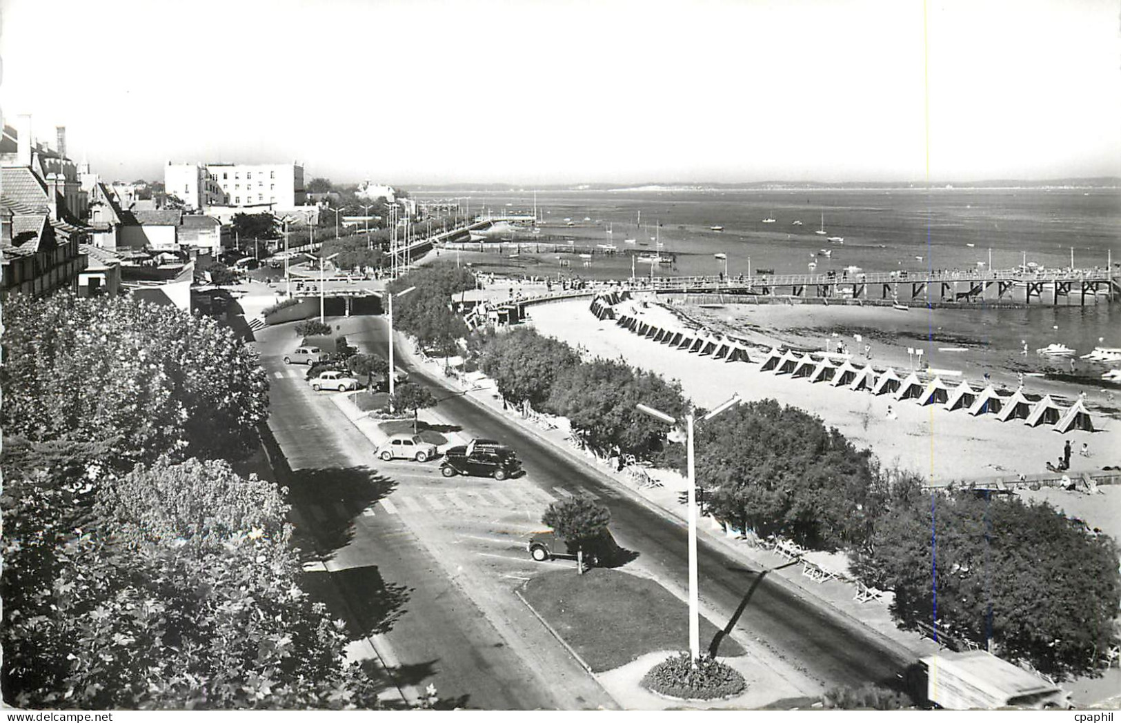 CPM Arcachon Cote d'Argent La Plage