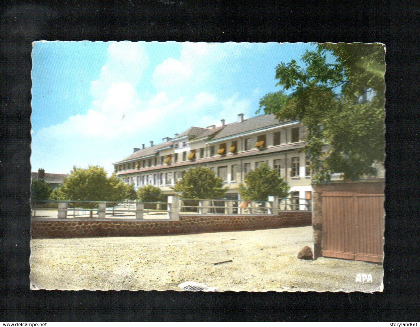 cpm arpajon sur cère groupe scolaire