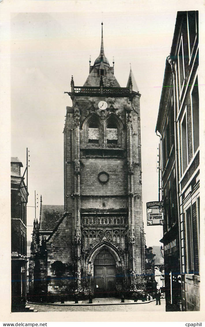 CPM Aumale L Eglise