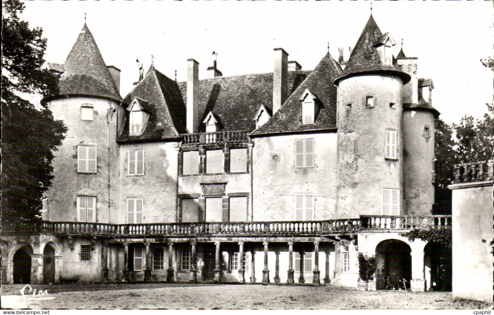 CPM Auvergne Courpiere Chateau de la Barge
