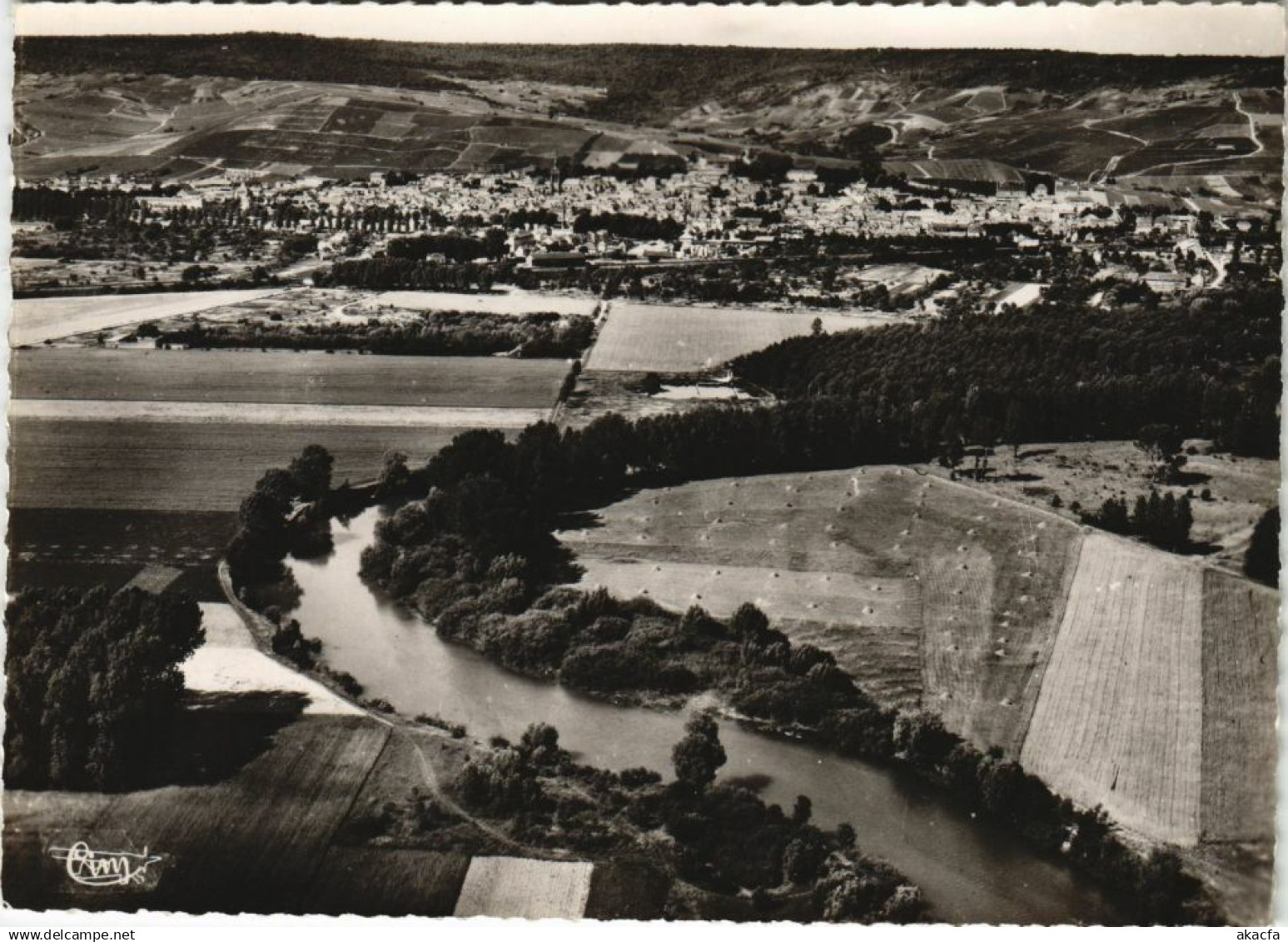 CPM AY-EN-CHAMPAGNE Cours de la Marne vue aérienne (24714)