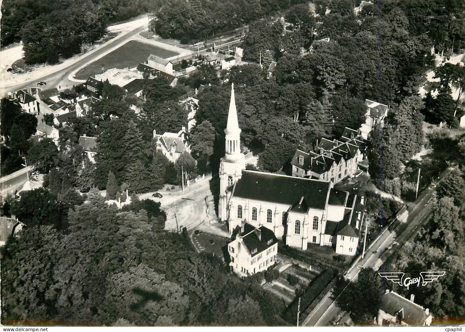 CPM Bagnoles de l'Orne L'Eglise