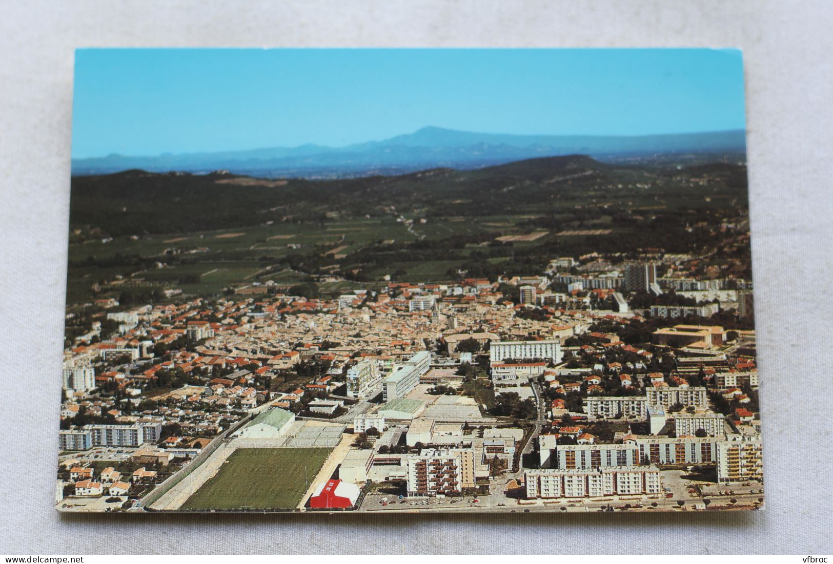 Cpm, Bagnols sur Ceze, vue aérienne, Gard 30