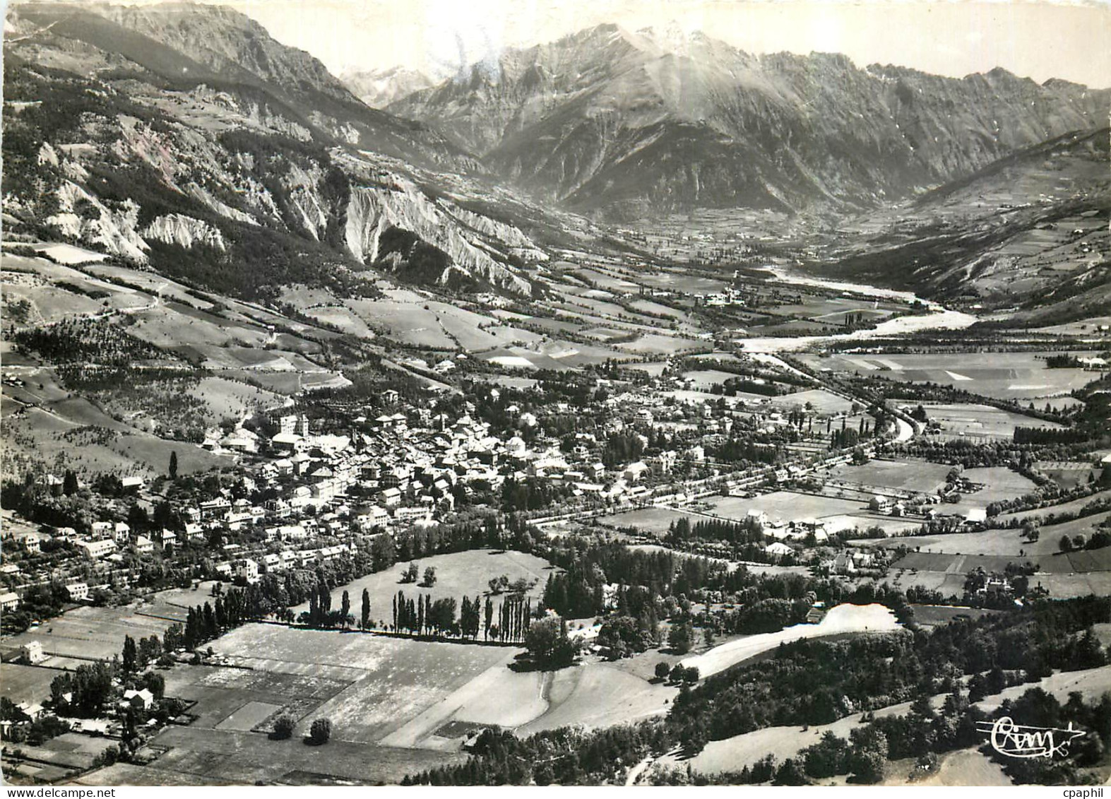 CPM Barcelonnette B Alpes Vue panoramique