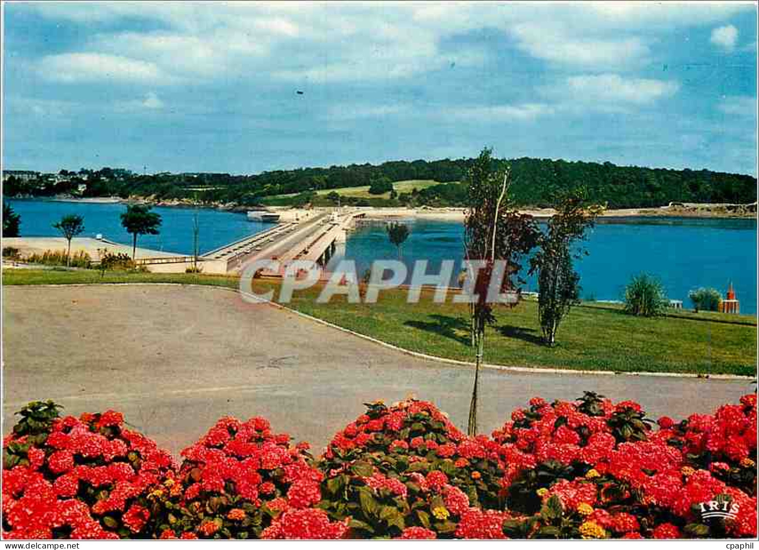 CPM Barrage de la Rance de 750 metres de Lond Usine maremotrice de 24 groupes buldes
