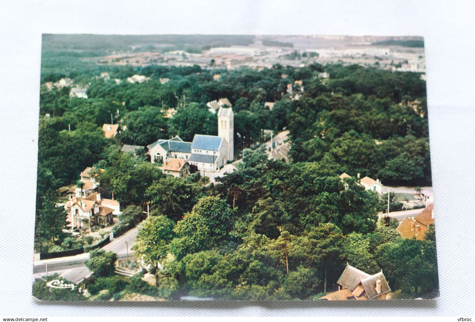 Cpm, Beauchamp, vue aérienne de l'église, Val d'Oise 95