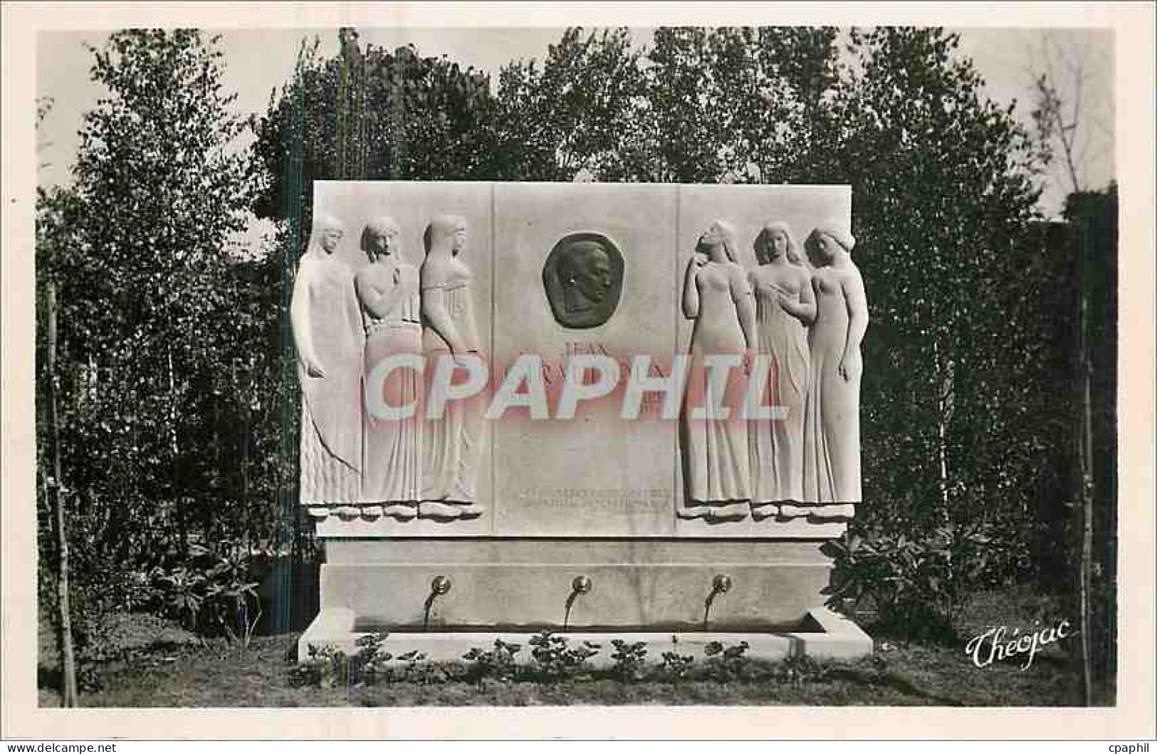 CPM Bellac Haute Vienne Monument Jean Giraudoux