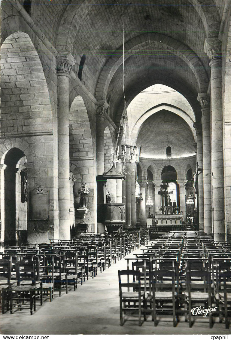 CPM Benevent l'Abbaye (Creuse) Interieur de l'Eglise (Monument Historique XIIe Siecle)