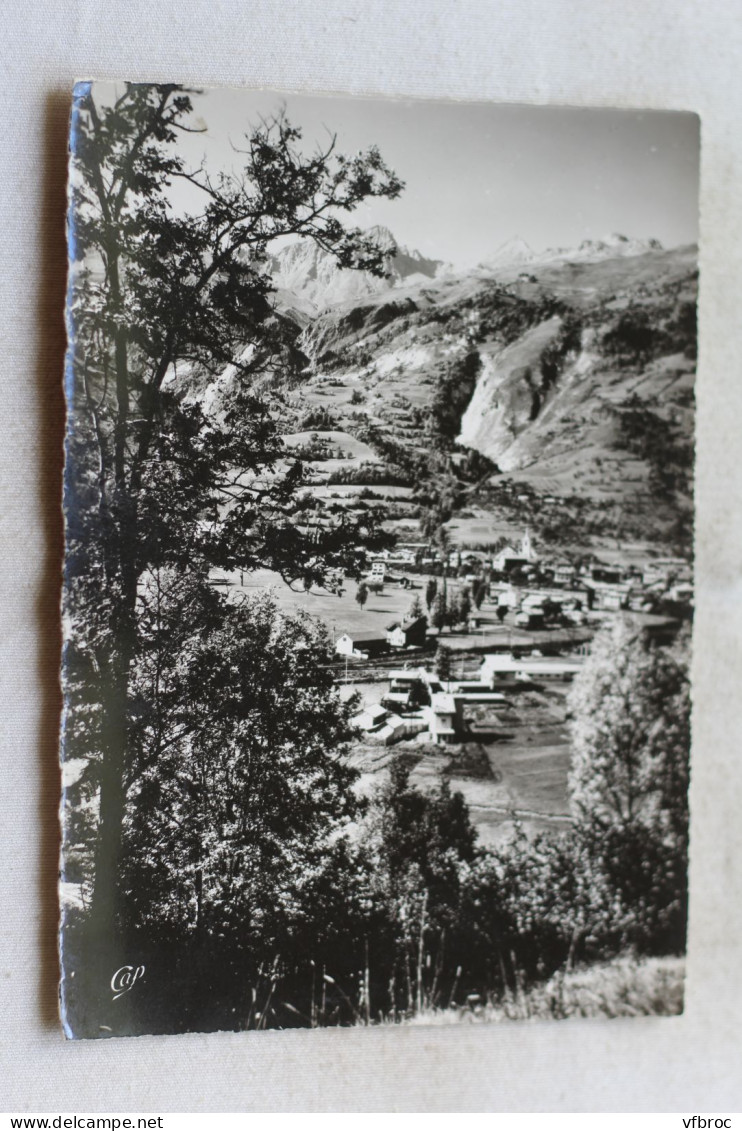 Cpm, Bourg saint Maurice, vue générale depuis la route de Courbaton, Savoie 73