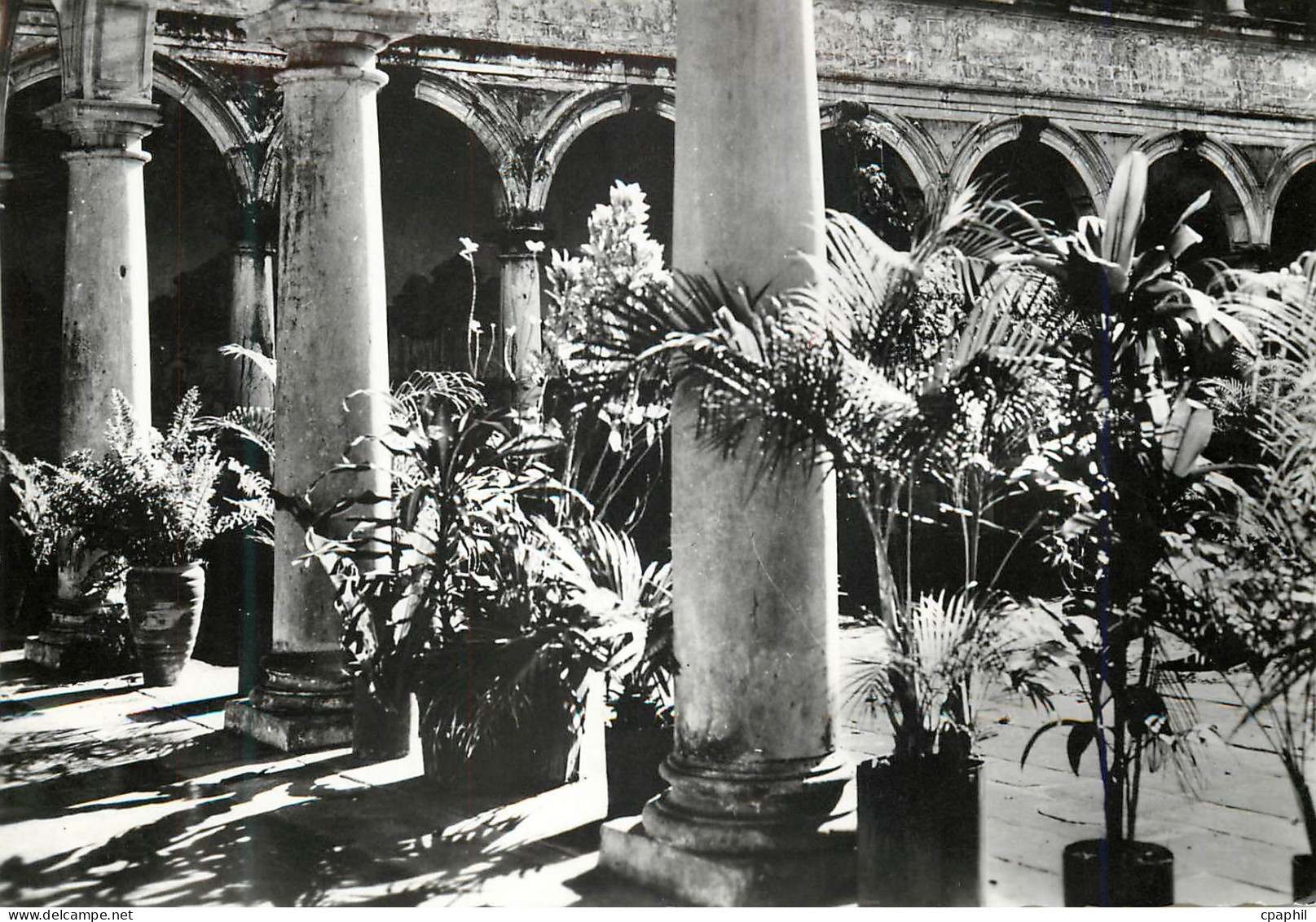 CPM Bresil Salvador Bahia Vieux cloitre portugais