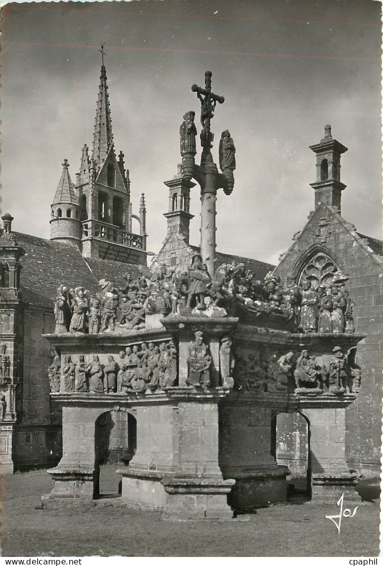 CPM Bretagne 600 guimiliau(finistere) l eglise et le calvaire(1581 1604)