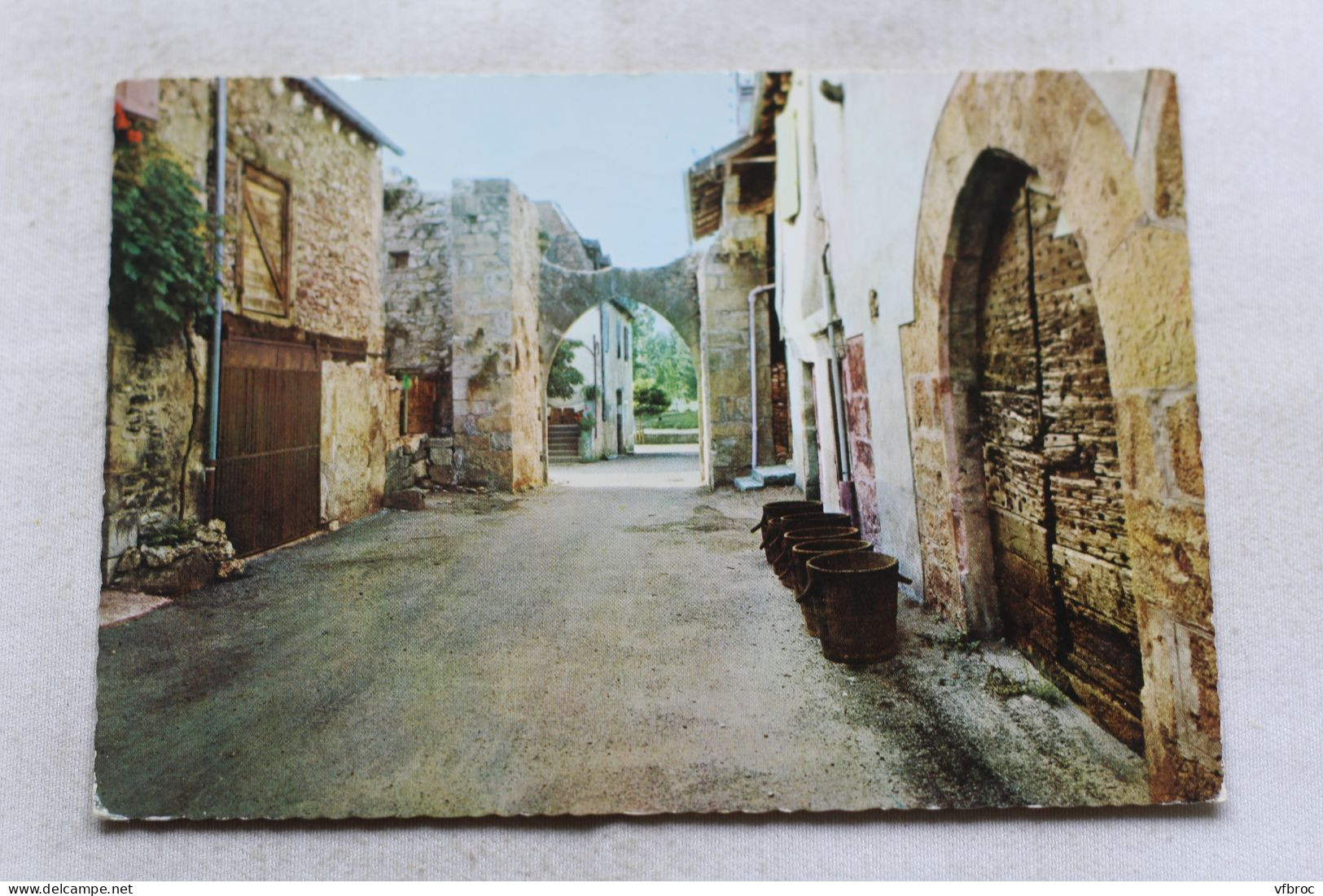 Cpm, Bretenoux en Quercy, la porte de la Guierle, Lot 46