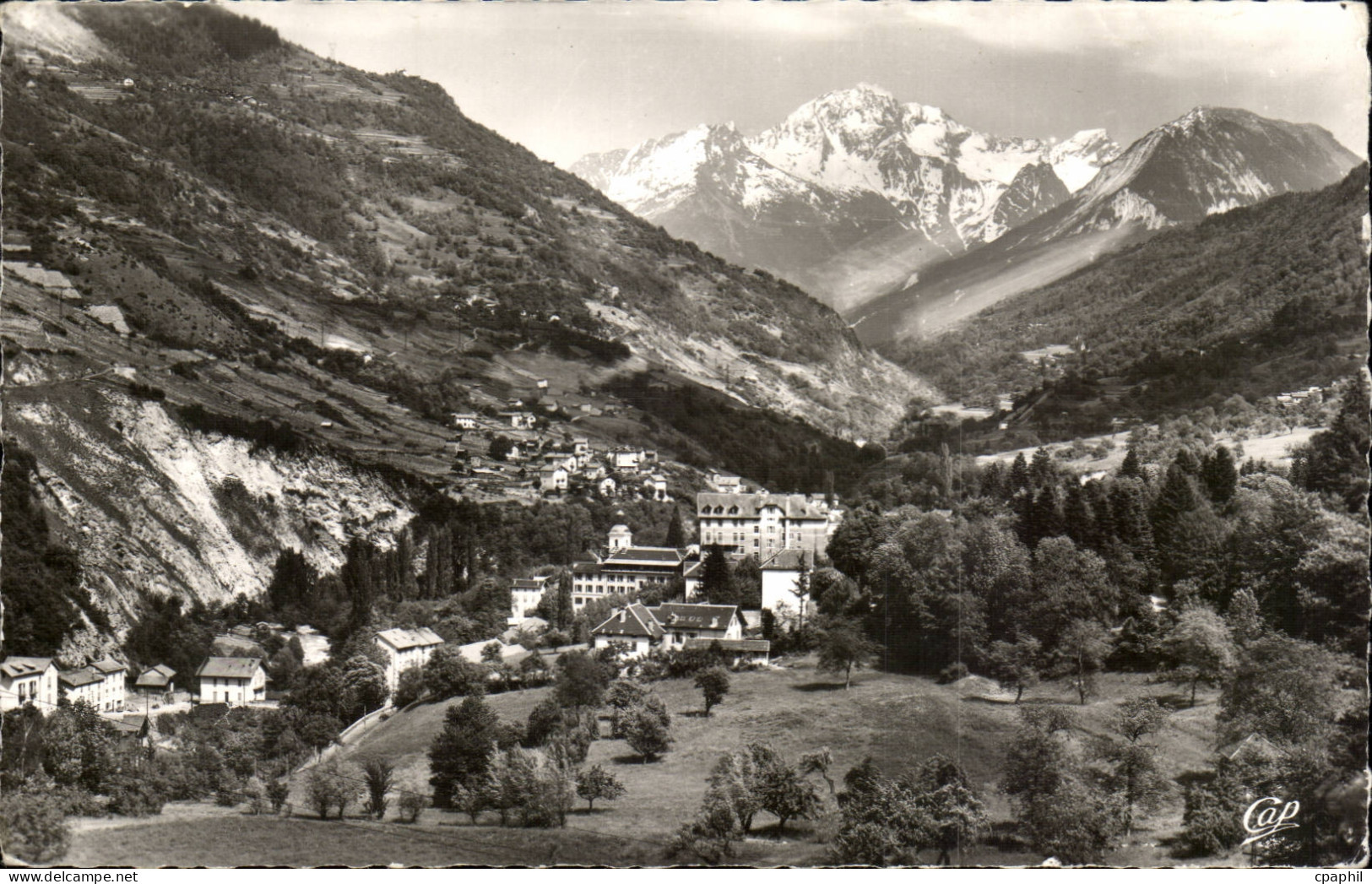 CPM Brides les Bains Vue generale