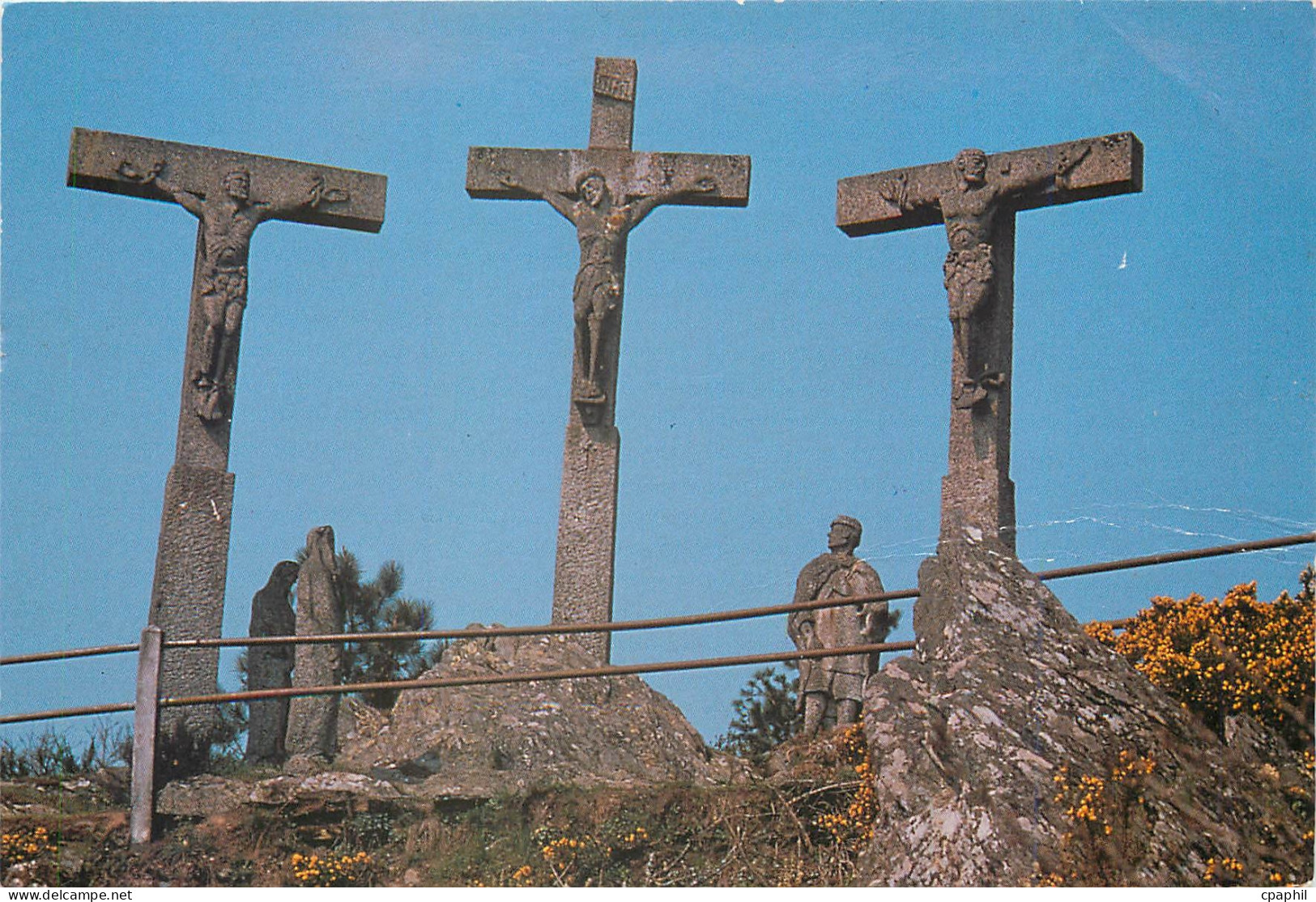 CPM Callac en Plumelec (Morbihan) Jusus crucifie