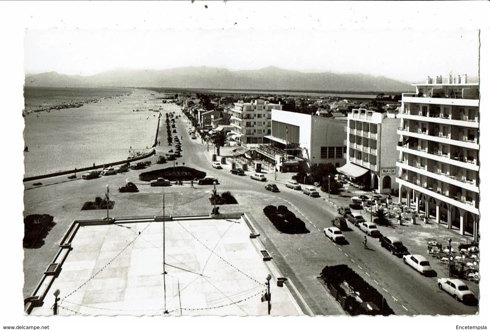CPM-Carte Postale France-Canet Plage -La promenade et la plage VM19994
