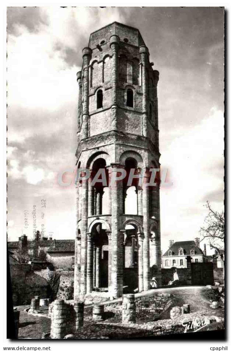 CPM Charroux Restes De l'Ancienne Abbaye