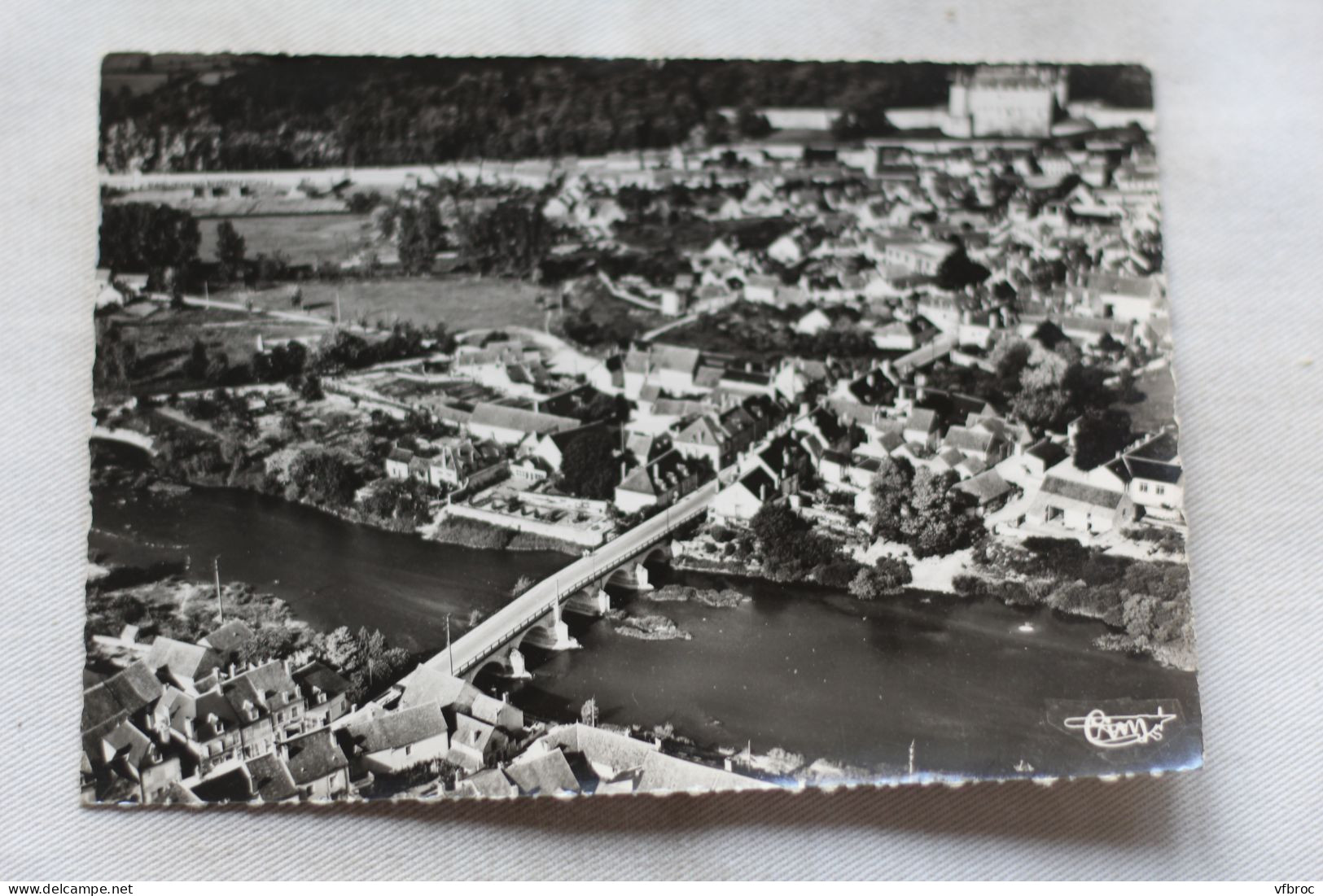 Cpm, Châteauneuf sur Cher, vue aérienne, Cher 18