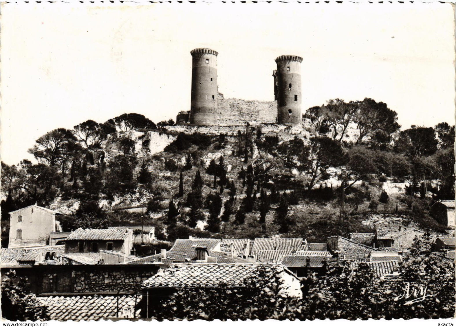 CPM Chateaurenard Montee a la Colline et les Tours FRANCE (1377110)