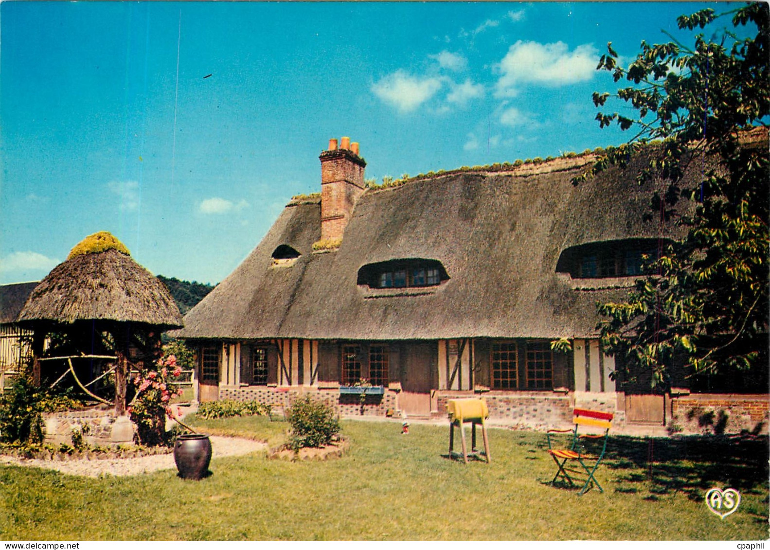 CPM Chaumiere Normande La Verpillere