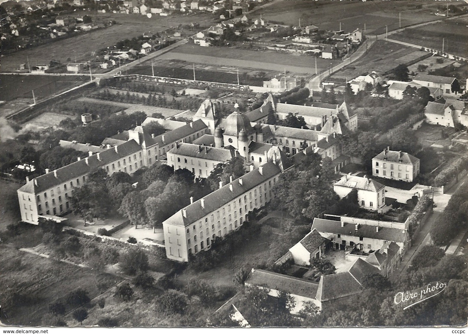 CPM Chevilly-Larue Monastère Notre-Dame-de-Charité