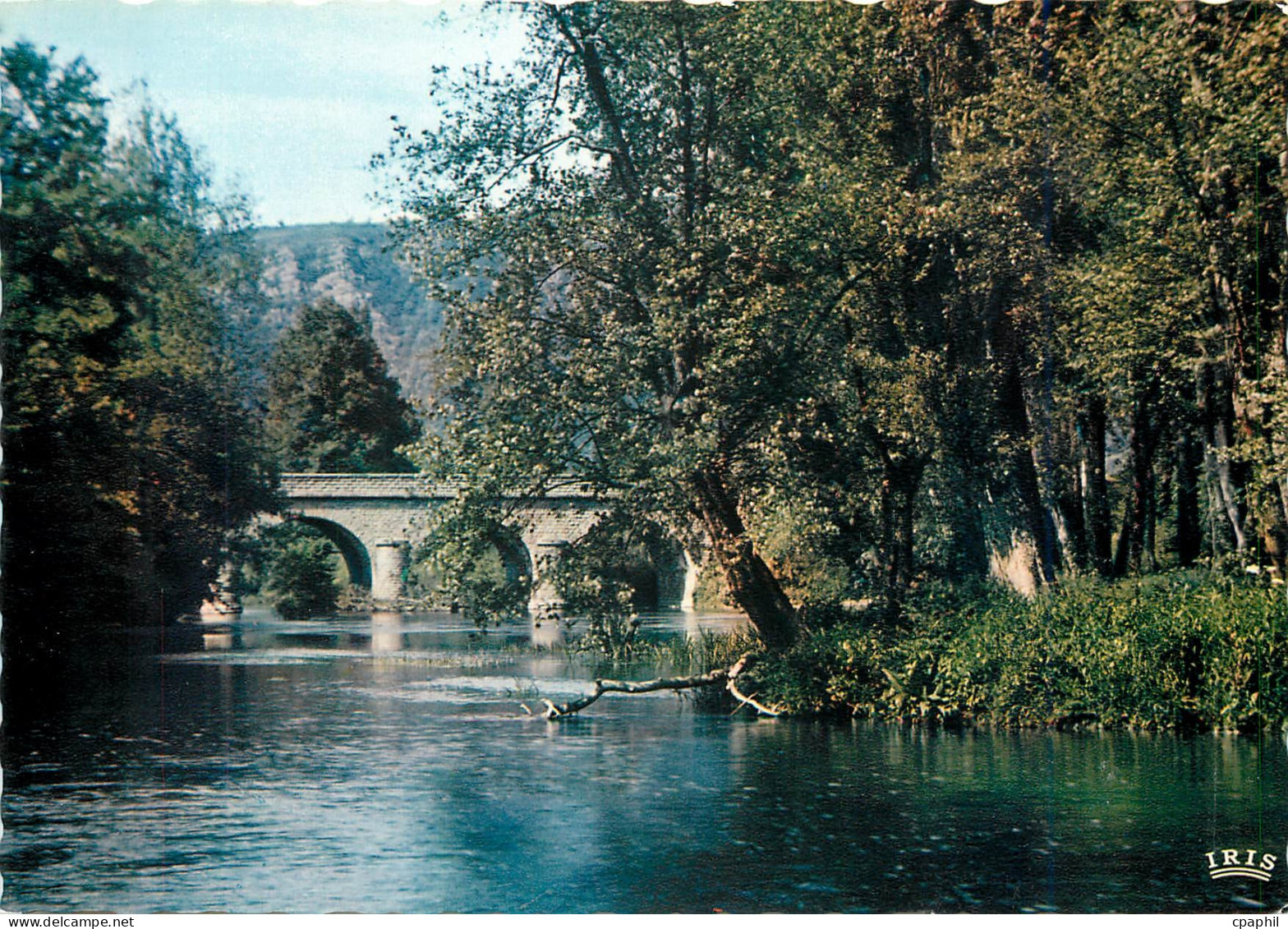 CPM Clecy Le Pont du Vey et les rochers de la Houle