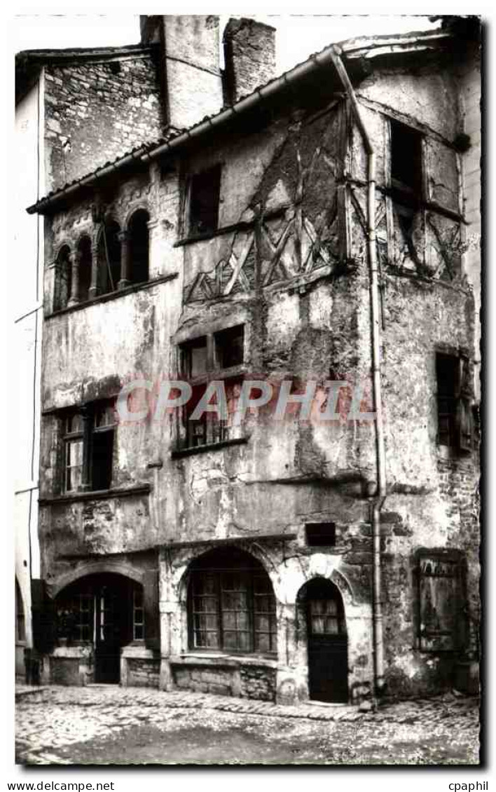 CPM Cluny Vieille Maison