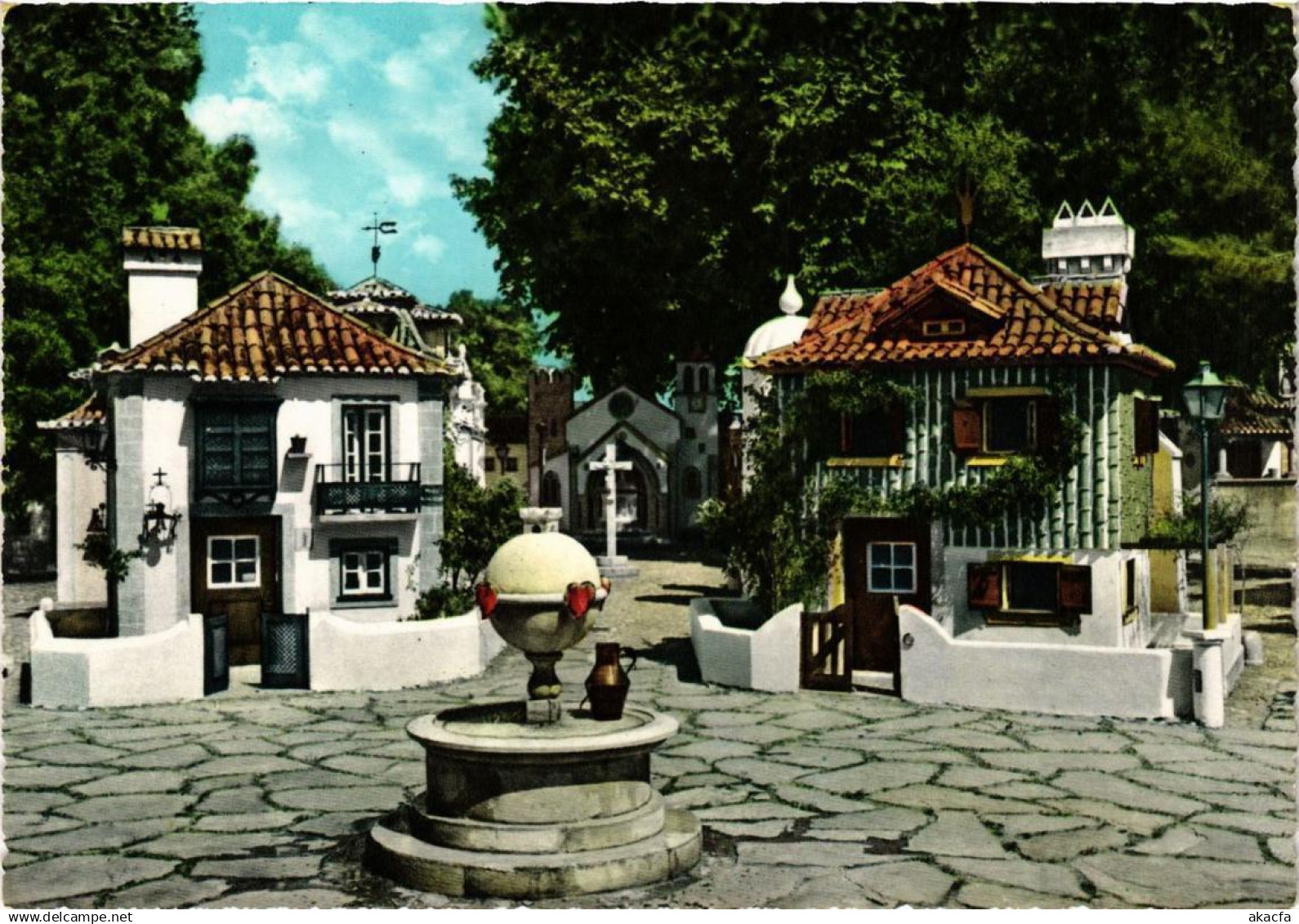 CPM COIMBRA-Portugal en miniature PORTUGAL (750618)