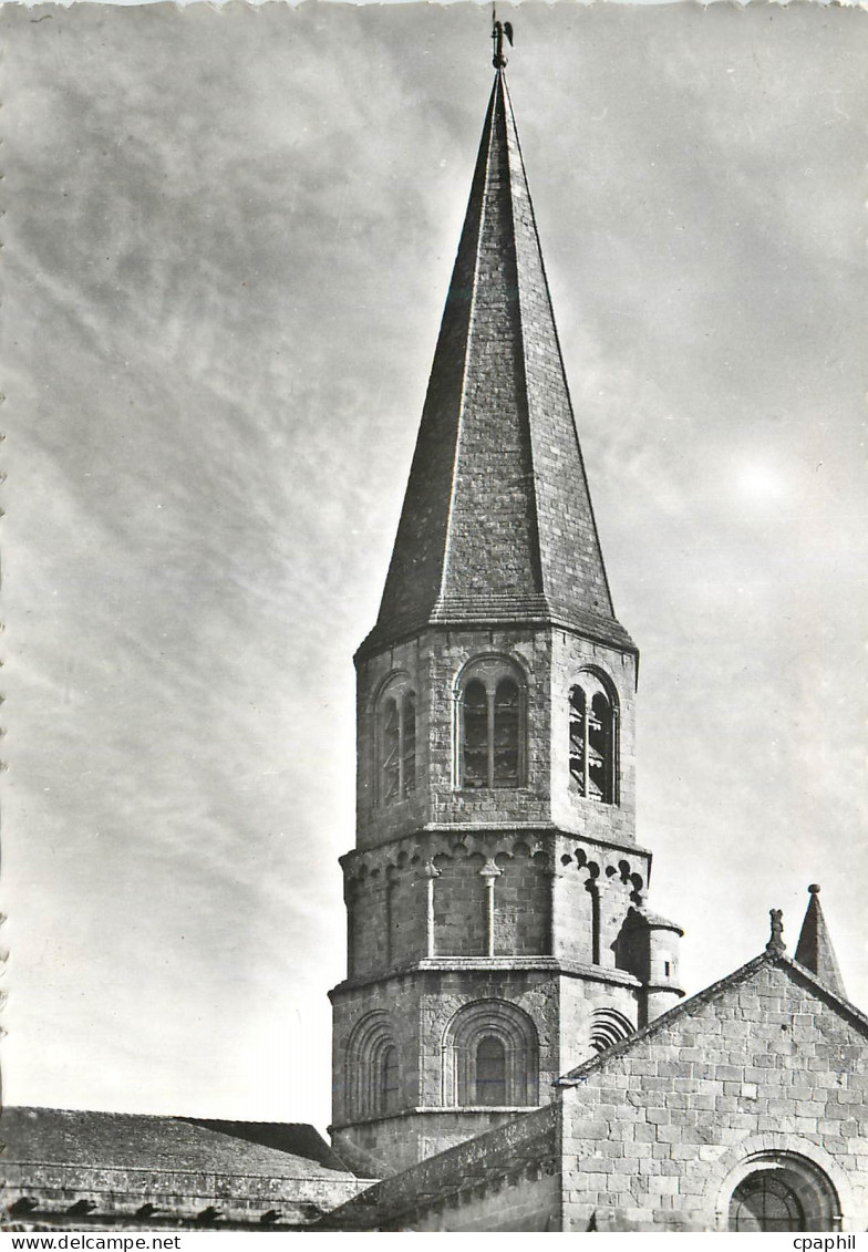 CPM Collegiale Saint Pierre La fleche de la croisee L Ange sur la fleche