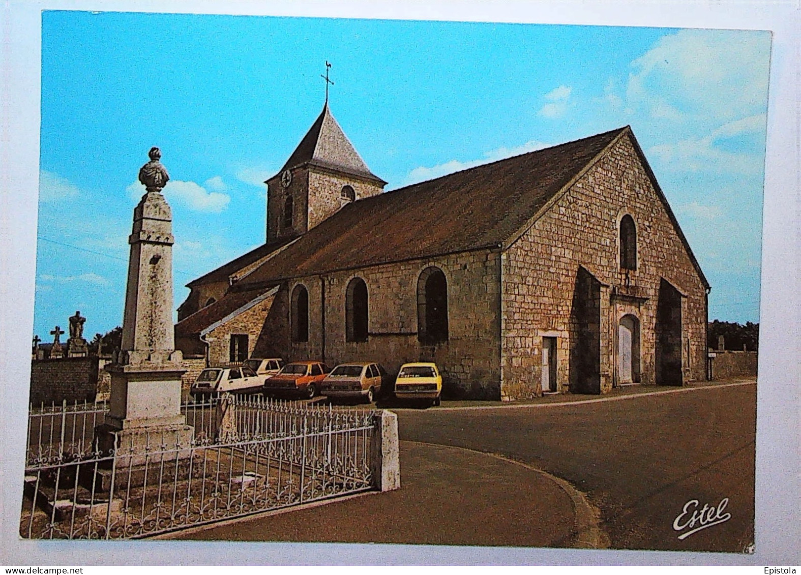 ► Cpm COLOMBEY les DEUX EGLISES  Eglises automobilesSimca Talbot  R5