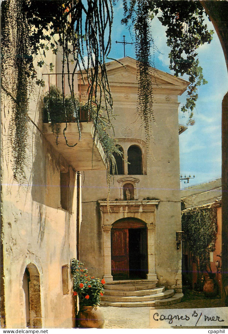 CPM Cote d'Azur Cagnes sur Mer Vieille Eglise dans le Haut de Cagnes