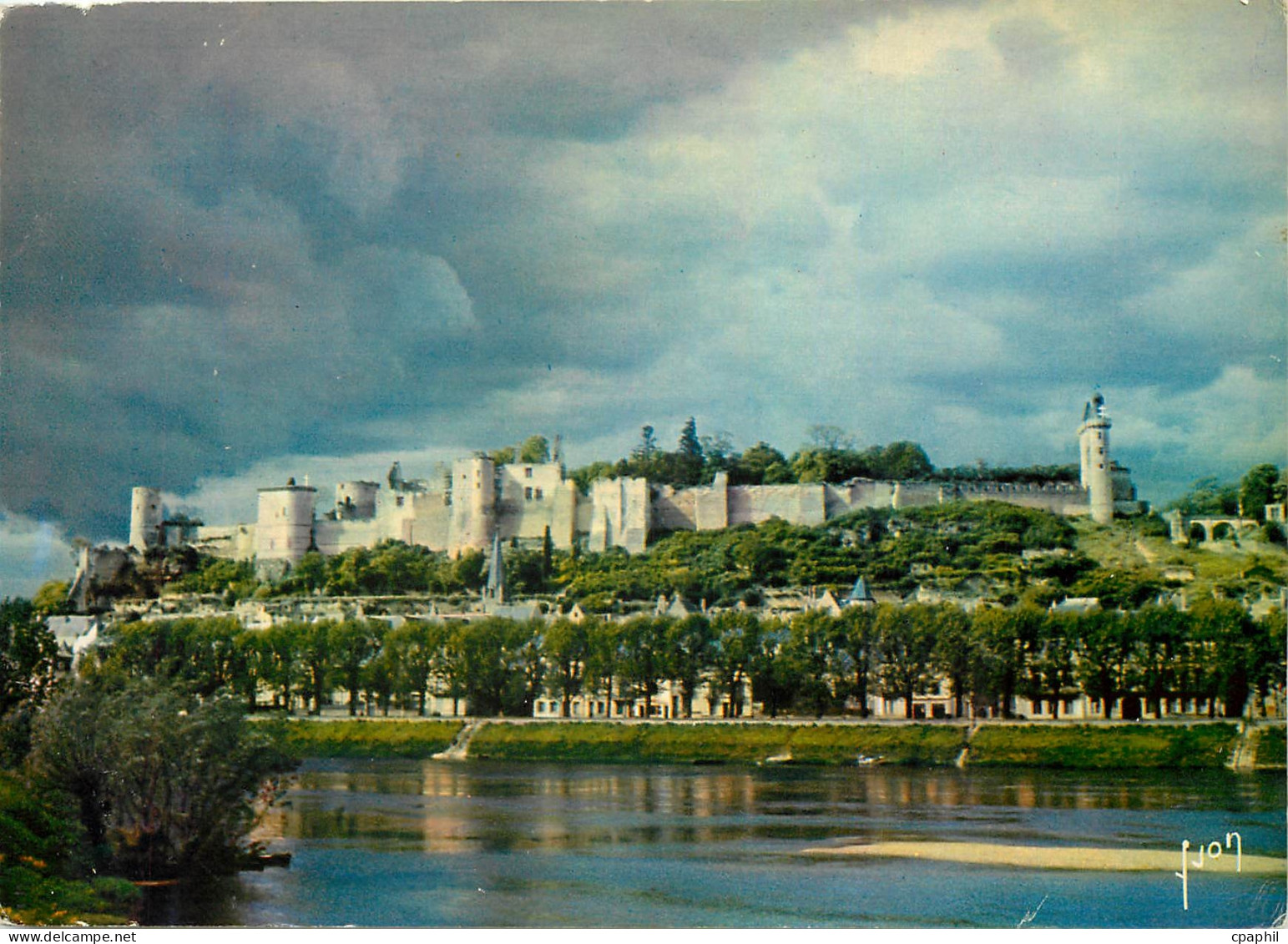 CPM Couleurs et Lumiere de France Val de Loire Chatesau de Chinon (Indre et Loire)
